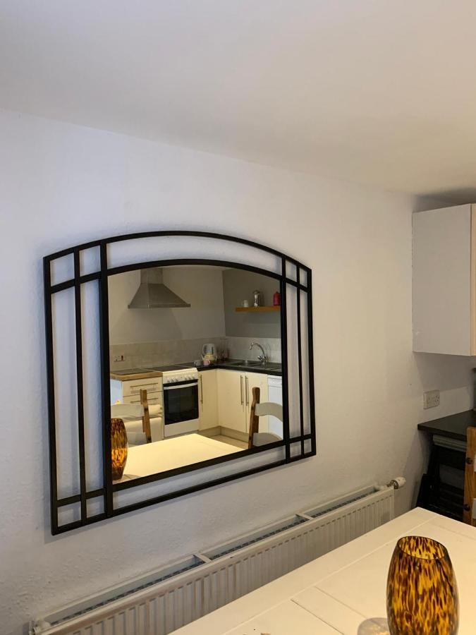 Hill House - Mews Town House, In A Quiet Private Close, In The City Centre Of Inverness. Ngoại thất bức ảnh