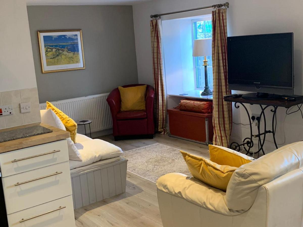 Hill House - Mews Town House, In A Quiet Private Close, In The City Centre Of Inverness. Ngoại thất bức ảnh