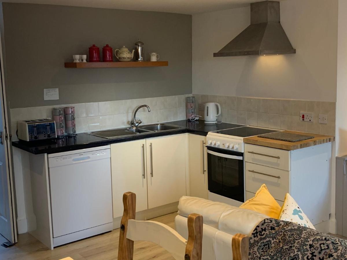 Hill House - Mews Town House, In A Quiet Private Close, In The City Centre Of Inverness. Ngoại thất bức ảnh