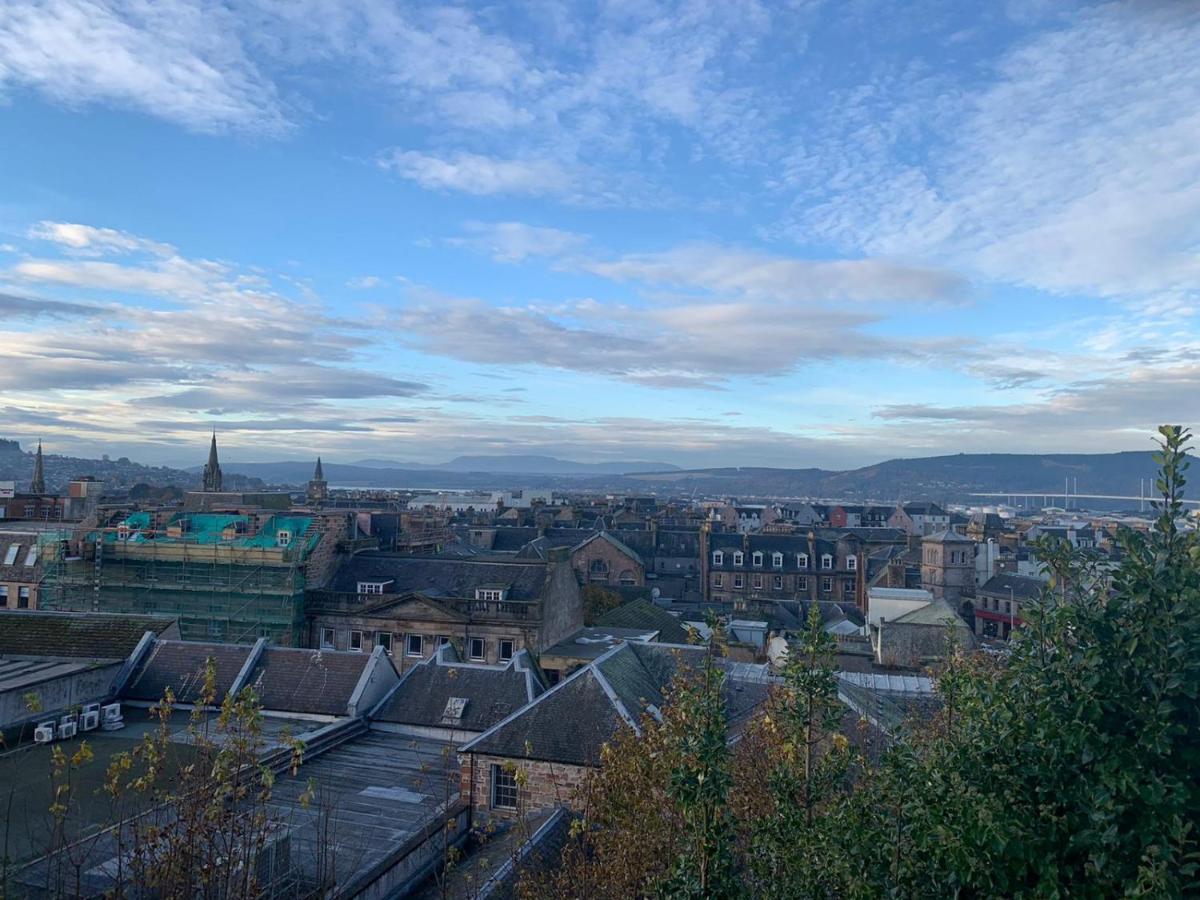 Hill House - Mews Town House, In A Quiet Private Close, In The City Centre Of Inverness. Ngoại thất bức ảnh